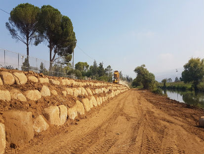 הרחבת חניה בבי"ס הגומא. צילום אביב לשם